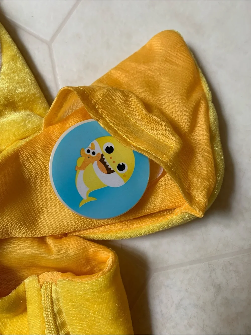 Pinkfong Rubies cute yellow